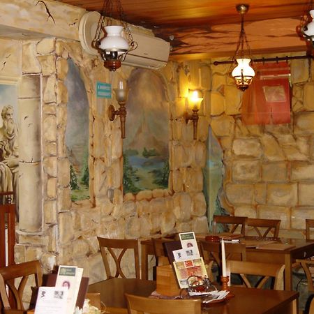 Don Quijote Koezepkori Panzio Es Etterem Hotel Lenti Bagian luar foto